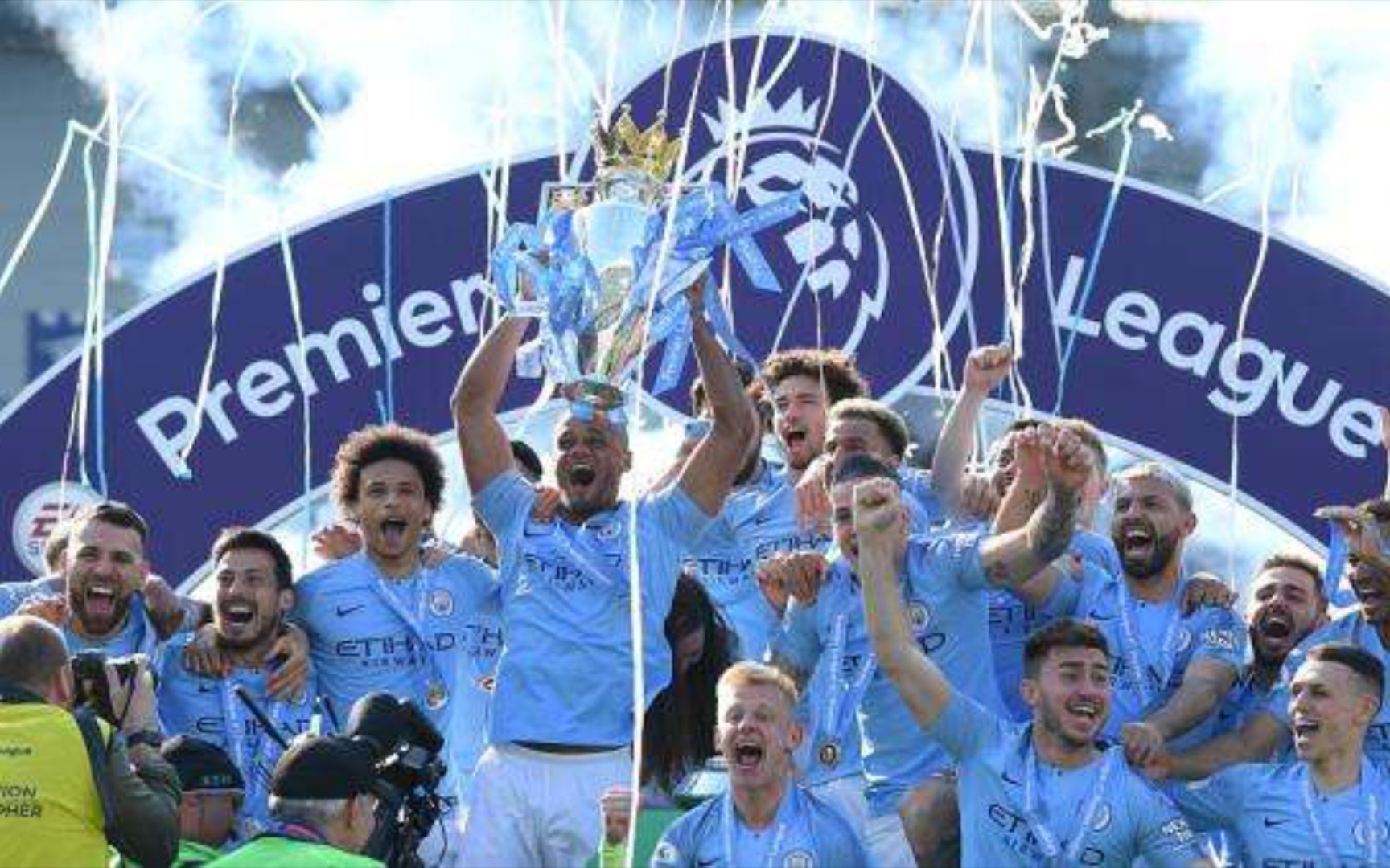 凭借灵活的 凭借灵活的